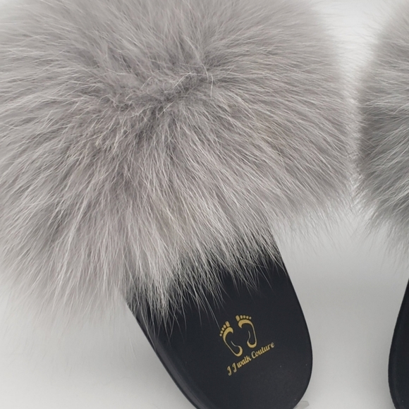 Women 100% Real Fox Fur Slides Grey Slippers In-stock Fast Shipping - Picture 2 of 3